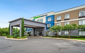 Holiday Inn Express & Suites - Mobile - I-65 By Ihg